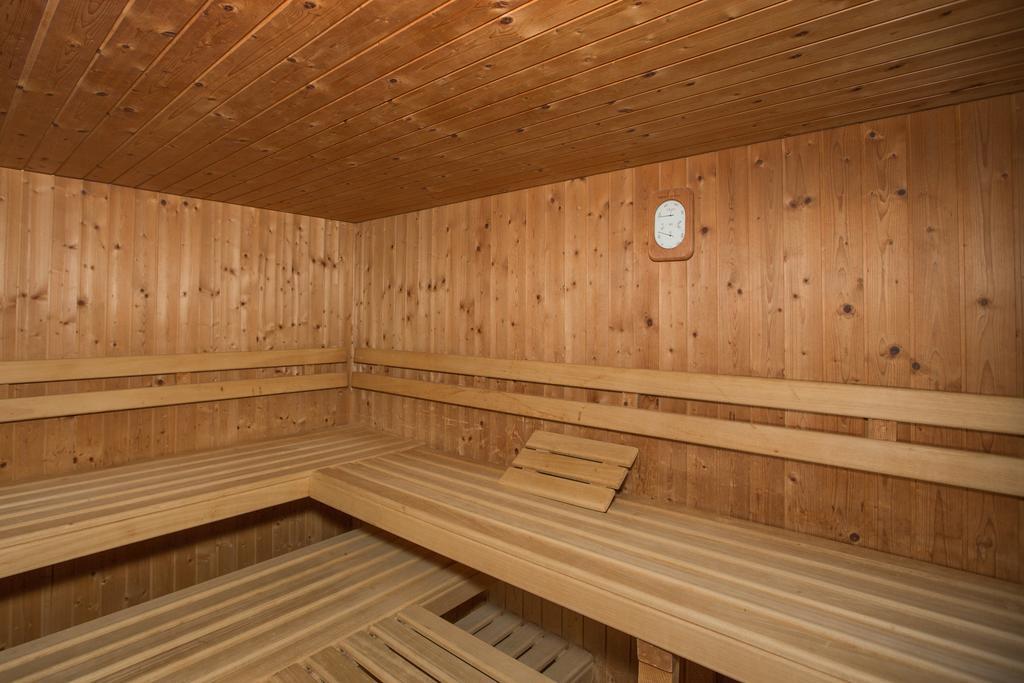 Auberge de jeunesse Berghaus Nagens à Flims Extérieur photo