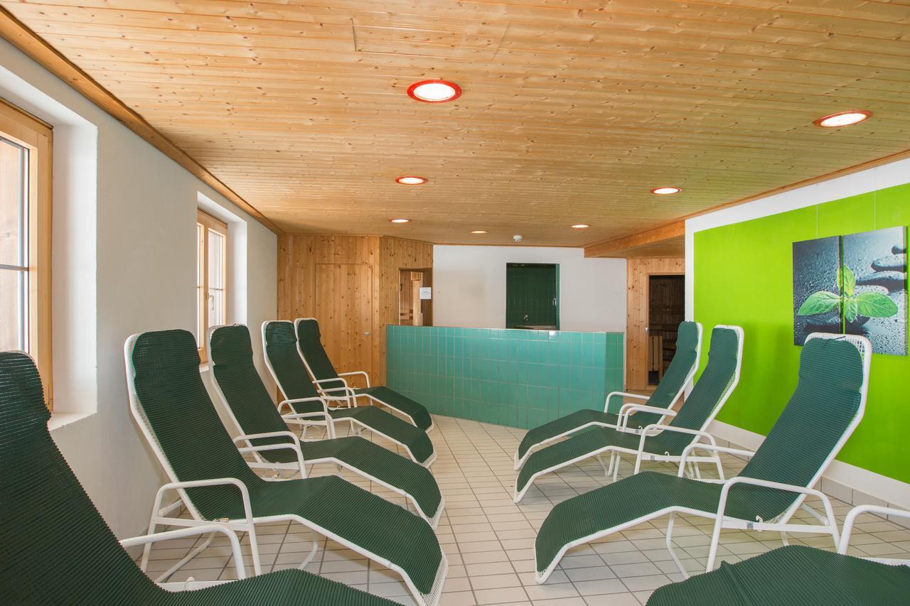 Auberge de jeunesse Berghaus Nagens à Flims Extérieur photo